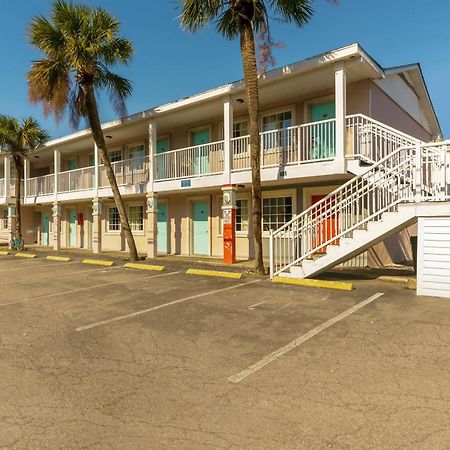 Oyo Hotel Myrtle Beach Kings Hwy Eksteriør billede