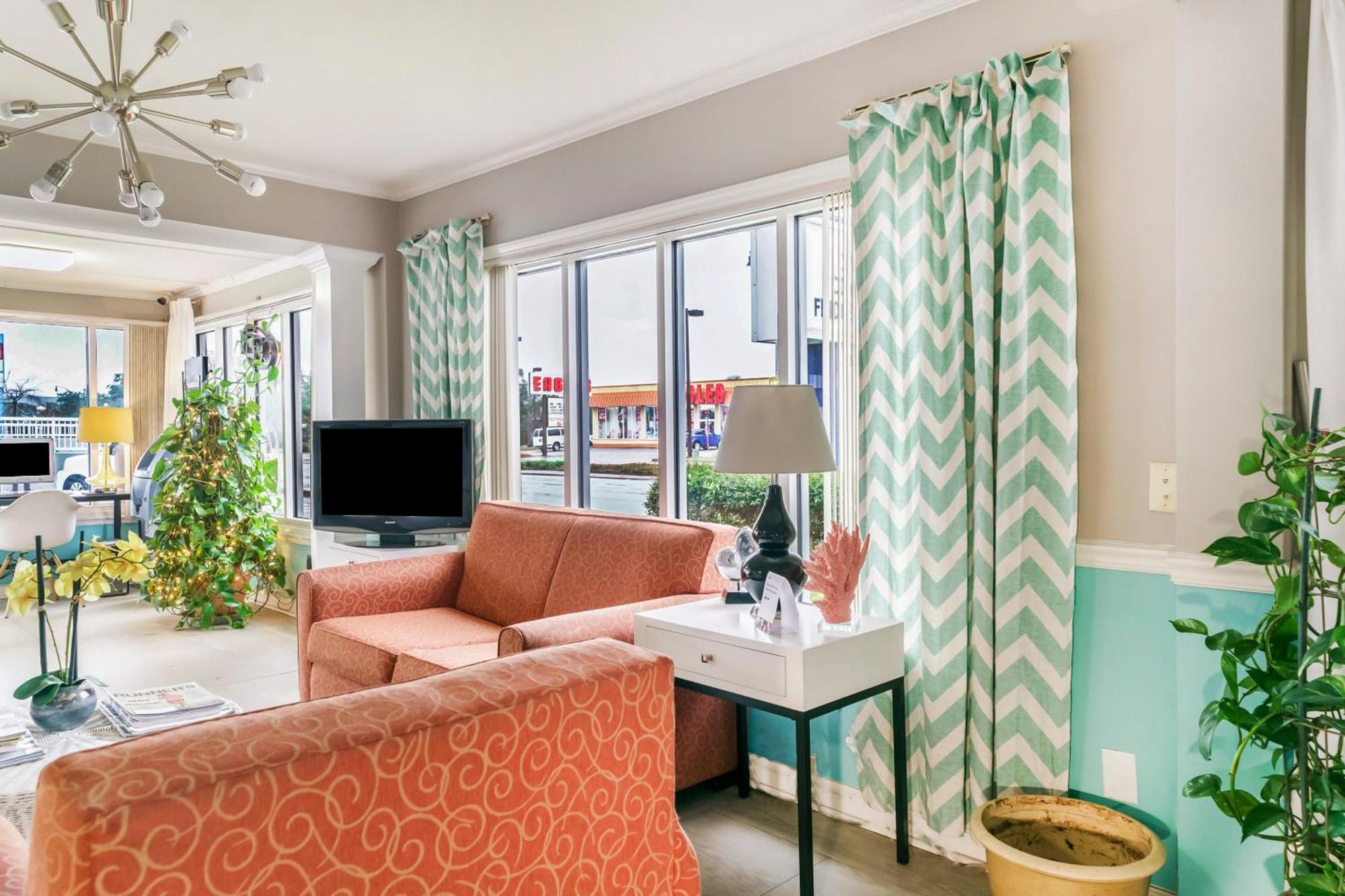 Oyo Hotel Myrtle Beach Kings Hwy Eksteriør billede
